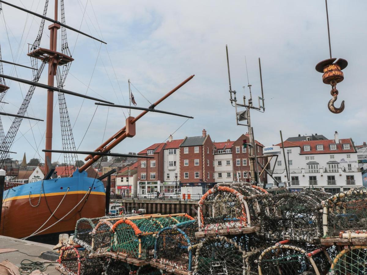The Surfers Bolt Hole Leilighet Whitby Eksteriør bilde